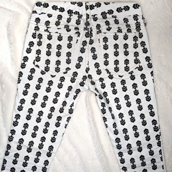 Free People White Black Jeans Geometric Pattern - Picture 3 of 7